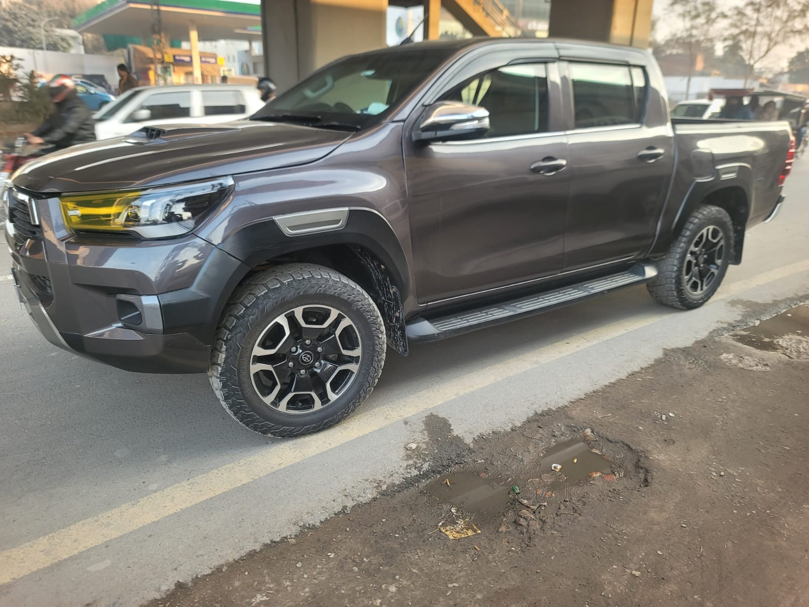Toyota Hilux Revo Rocco (Grey) - view 2